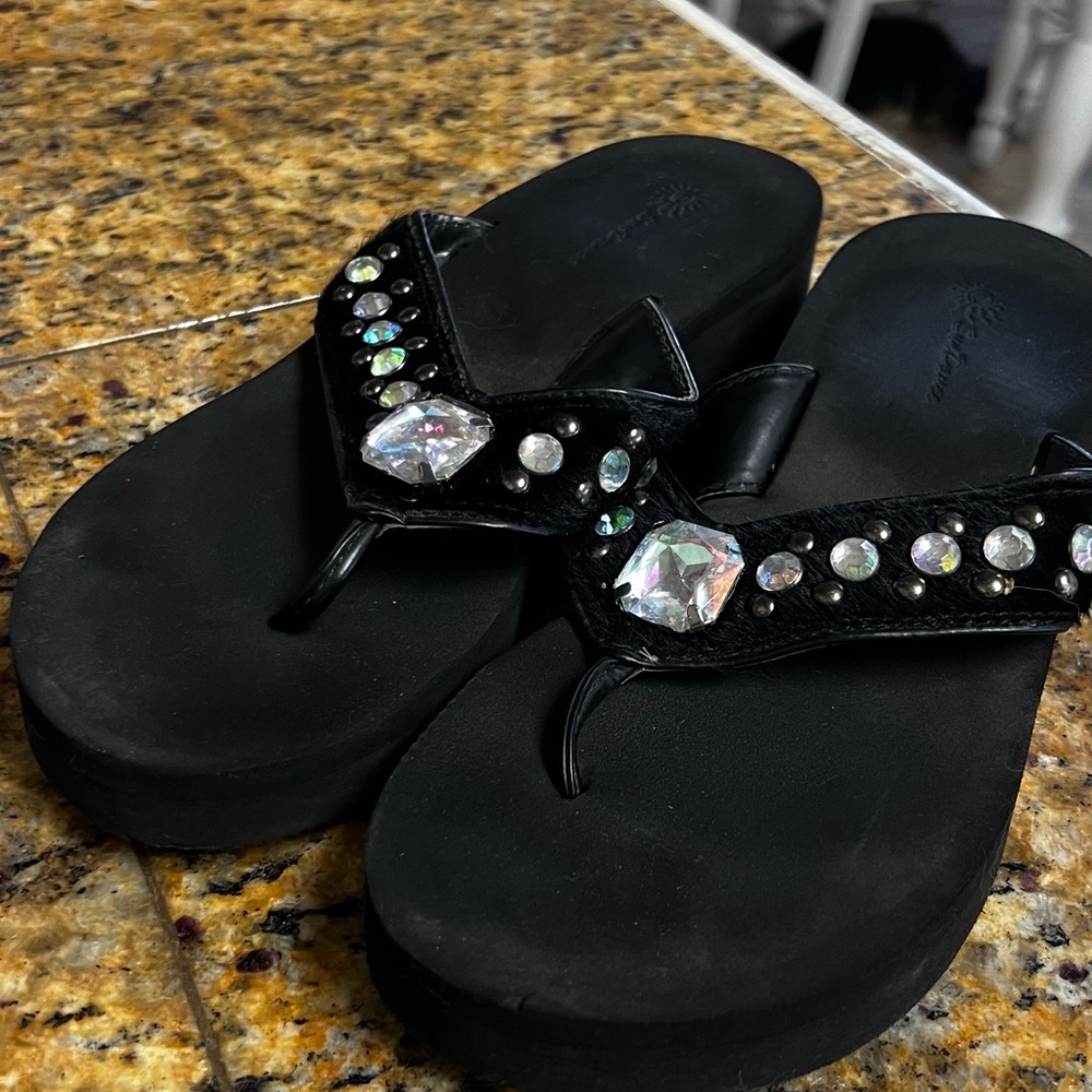Size 7 flip flop sandals with jewel accents
